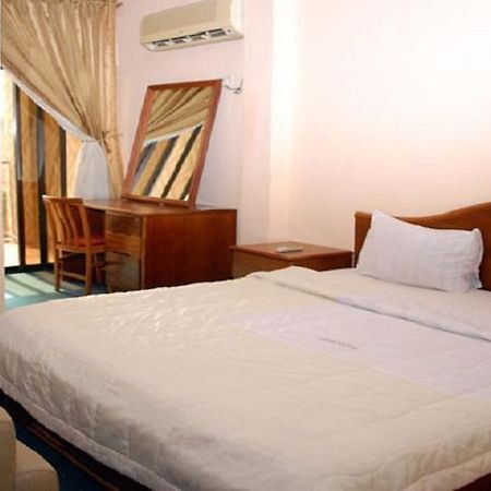Royal Marble Hotel Benin Exterior foto